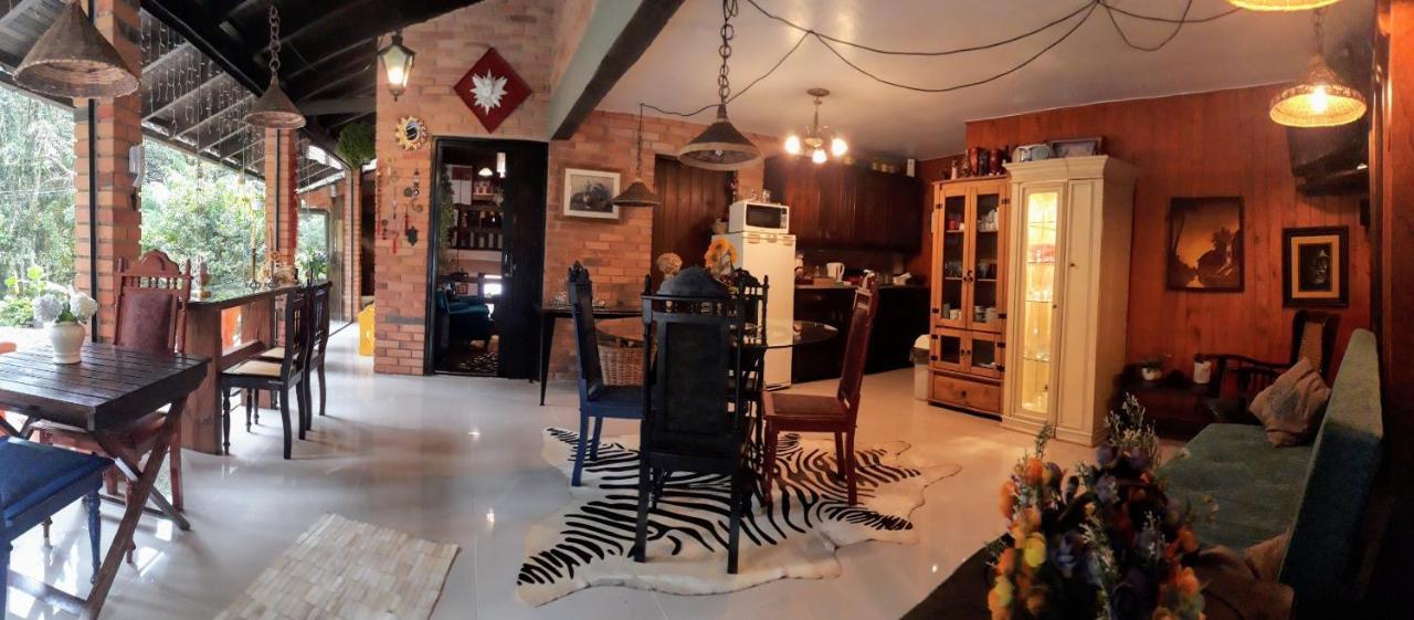 ホテル Nanda'S House Pousada São Francisco de Paula エクステリア 写真